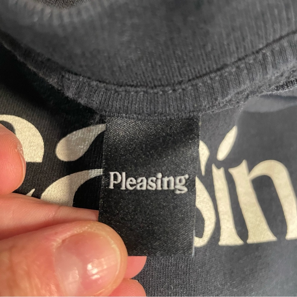 Pleasing Crewneck Medium Harry Styles Black Sweatshirt Casual - Picture 9 of 13